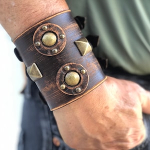 Leather bracelet, handmade leather cuff, Men cuff, Leather jewellery, Gift for him, Brown leather cuff