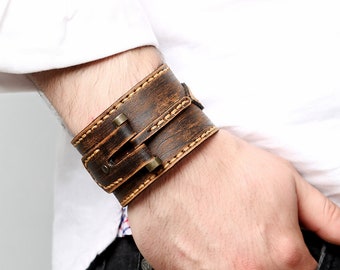 Gepersonaliseerde lederen manchet, lederen armband cadeau voor mannen en vrouwen, handgemaakte lederen armband, herenarmband, cadeau voor hem, brede leren manchet