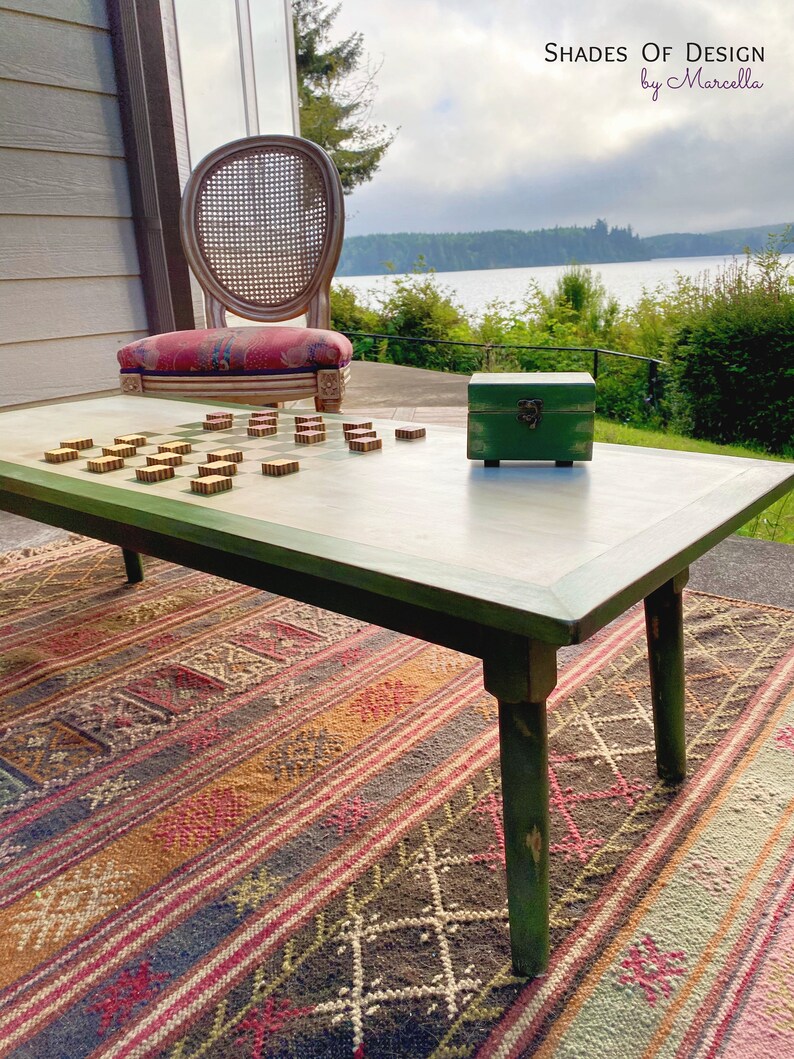 Checkerboard Coffee Table - Coffee table, game table with checkerboard painted with ... / This table displays checkerboard quarters ash veneers enclosed with a decorative vein line running around the tops.