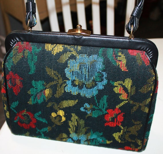 Vintage Tapestry Floral Carpet Bagger Ladies Purse Kadin USA