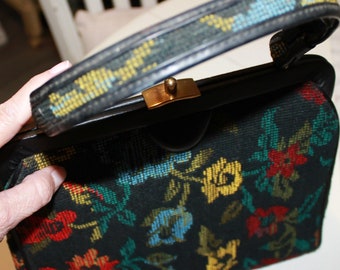 Vintage Tapestry Floral Carpet Bagger Ladies Purse Kadin USA  display picture 1