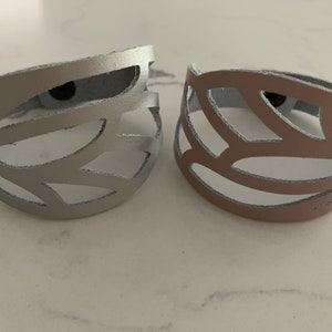 Metallic Leder Manschette