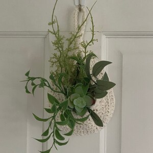 Crochet air plant artificial succulent holder