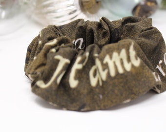 French Script hair tie, Brown Scrunchie, Matchs face mask