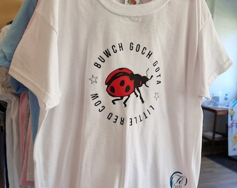 Buwch Goch Gota • Little Red Cow Kids T-Shirt