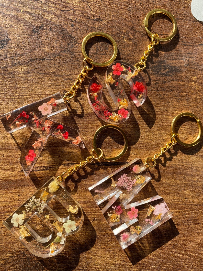 Custom Real Flower Resin Initial Keychain Etsy
