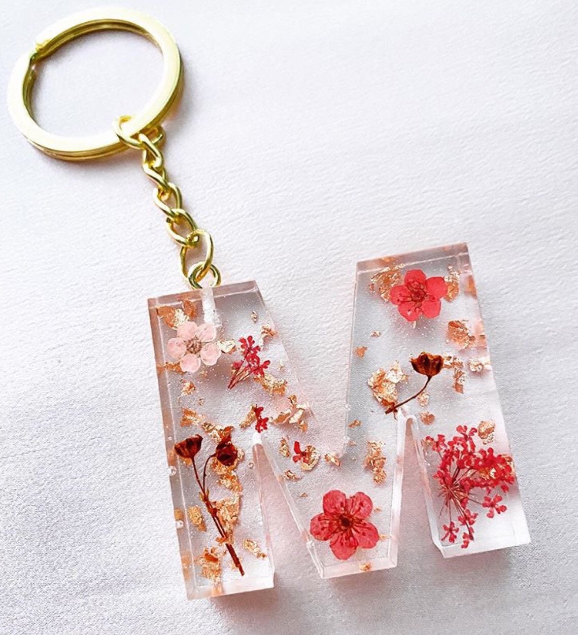 Wholesale Dried Flower Initial Keychain - Resin Letter Keychain