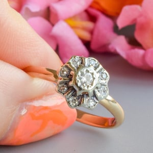 antique Victorian diamond daisy ring 9 carat gold