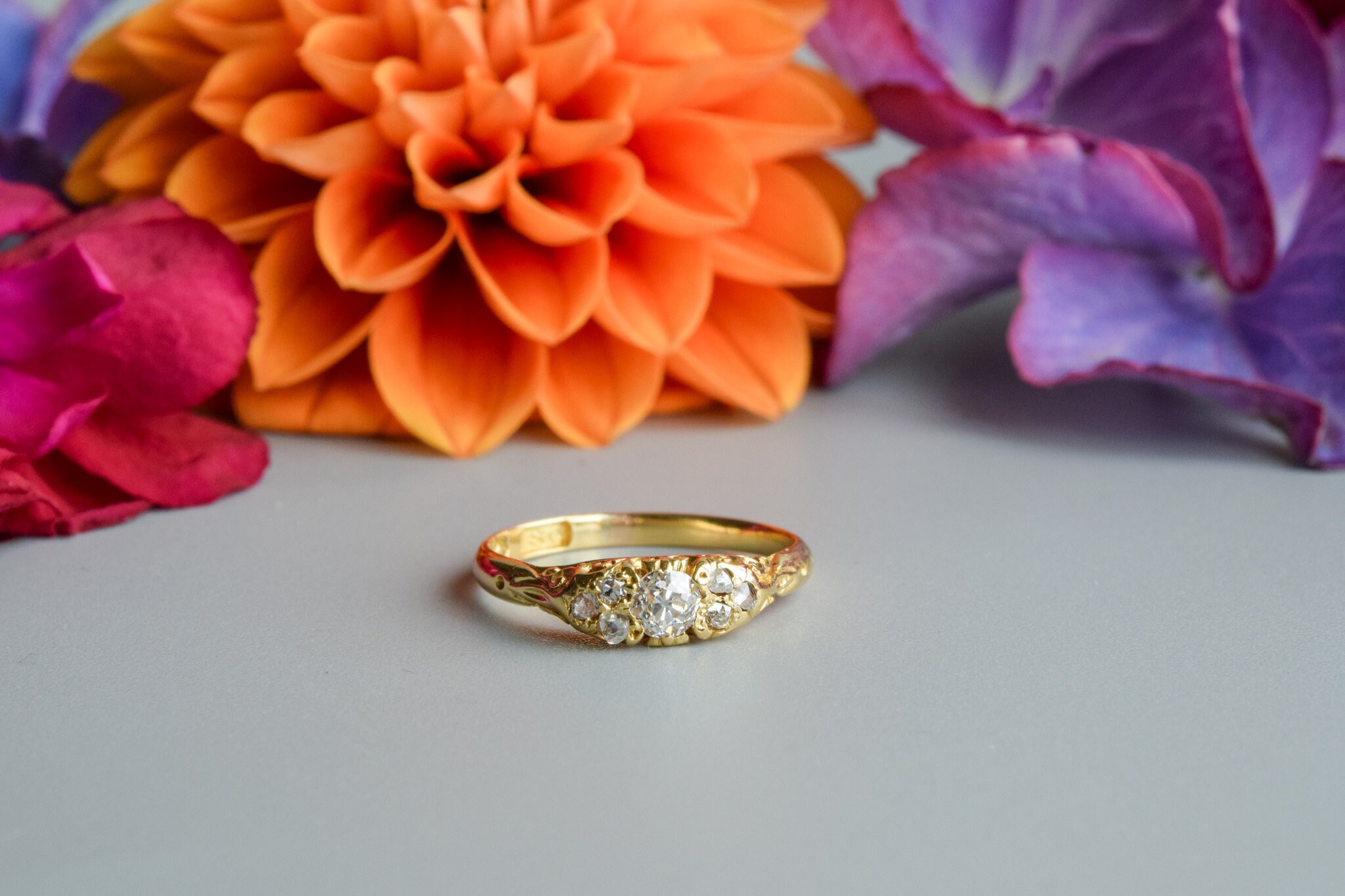 アンティークビクトリア朝のクッションとローズカットダイヤモンドの7