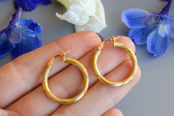 Stunning Vintage Round Hoop Earrings 18 Carat Gold Etsy Australia