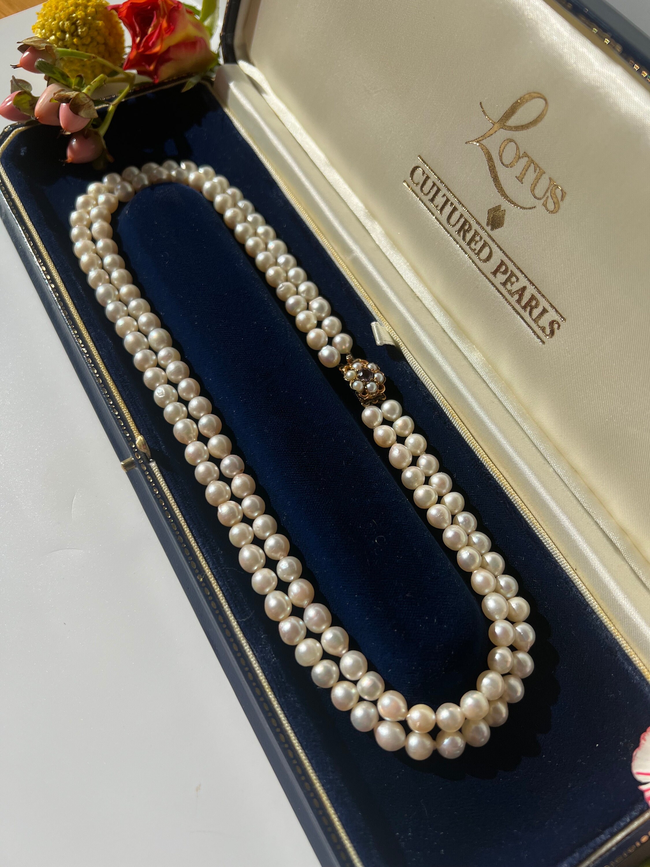 White Lotus(TM) Cultured Freshwater Pearl Bracelet with Rose Crystals 14k Gold-filled White Lotus(TM) Cultured Freshwater Pearl Bracelet with Rose Crystals 14k Gold-filled