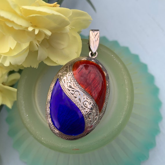 antique Edwardian foliate enamel silver locket