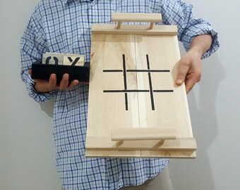 Handgemachtes Massivholz Tic Tac Toe Spiel & Serviertablett