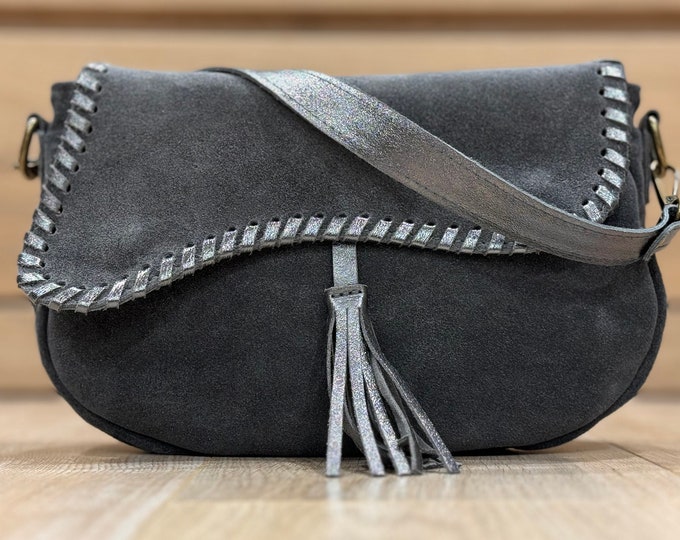 Suede leather handbag, shearling skin, horse saddle design, worn on the shoulder and across the body, handcrafted in Italy