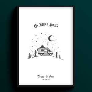 L'avventura attende un regalo Vanlife personalizzato per obiettivi di coppia Nuove avventure per coppie Accessori per camper Arte da campeggio // Senza cornice