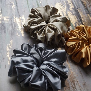 XXL Silk Scrunchies | Hair tie Wedding XXL Oversized Satin scrunchy Jumbo size | Soft Ribbed scrunchies Hair band Big hair |