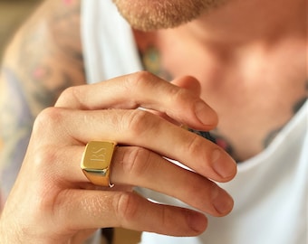 Signet ring men engraving customizable chunky ring gold stacking ring customizable initial statement ring vintage men's ring gift