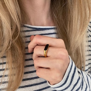 Signet Ring Onyx Smooth Polished Gemstone Chunky Statement Ring Vintage Jewelry Classic Ring Women's Ring Wide Gold Plated Gift Girlfriend
