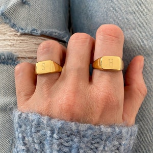 Bague chevalière gravée, bague unisexe personnalisable, cadeau, bague empilable initiale, bague empilable, bague gravée, bague avec nom, bague familiale personnalisée