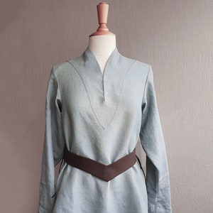 Elvish tunic and belt, Elegant elven shirt, Unisex fantasy costume, Men's elf top, Made to measure clothing, Hand embroidered garment image 1