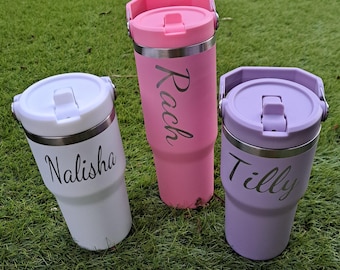 Läckagesäker skolvattenflaska i populär stil, 30oz och 20oz. Personliga graverade stora isolerade glas med lock, handtag, kalla drycker.