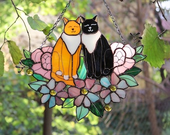 Suncatcher Twee katten in bloemen Glas-in-loodraam Hangins Glazen muur Decor Kat Kunst cadeau Aangepaste Kat Cadeau idee voor kattenliefhebber Handgemaakt cadeau