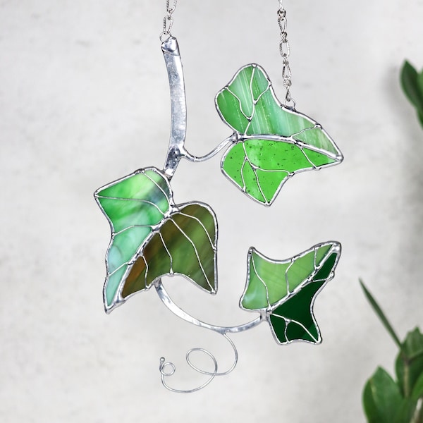 Suncatcher Ivy Plant Stained glass window decor Hanging home decor Gift for gardener Glass wall art Window panel leaves