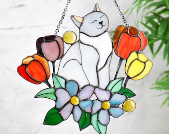 Suncatcher Katze in Tulpenblumen Glasmalerei-Fensterbehang Dekor-Katzenkunst-Geschenk