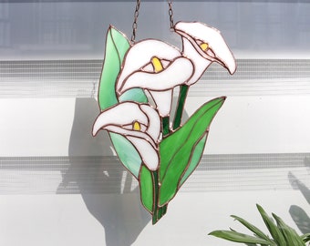 White Calla Lily flowers Stained glass Flower decor Suncatcher Wall art Hand made gifts for her Home decor Window Hangings Glass wall art