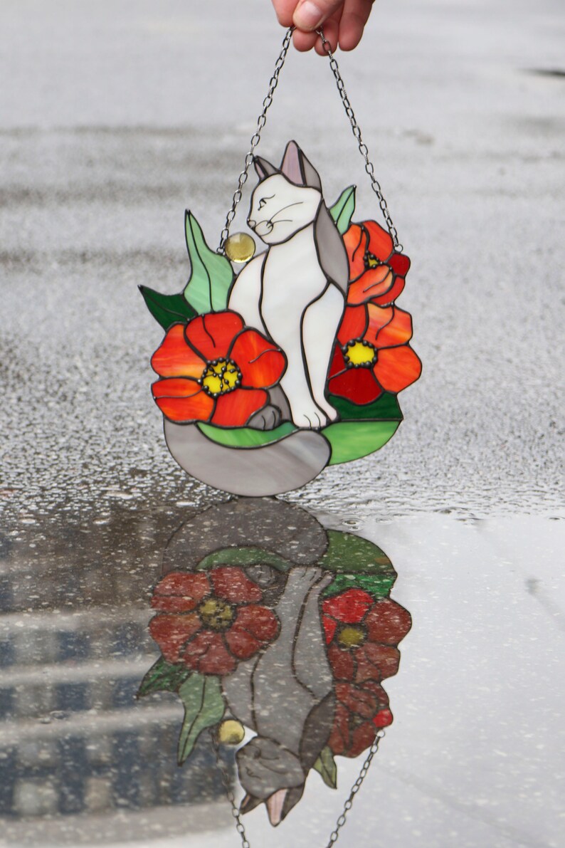 Attrape-soleil chat en fleurs vitrail Hangins décoration murale en verre chat Art cadeau fête des mères idée cadeau chat amoureux des chats fenêtre attrape-soleil Grey cat