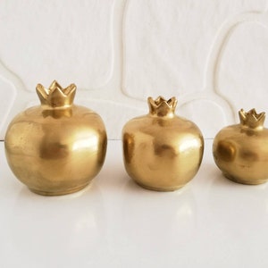 Gold Pomegranate Decoration, Ceramic Pomegranate Set of 3, New Year's gift, Pomegranate ornament, Handmade gift,Wedding Favors