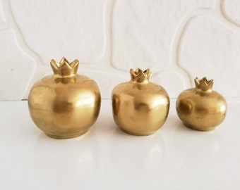 Gold Pomegranate Decoration, Ceramic Pomegranate Set of 3, New Year's gift, Pomegranate ornament, Handmade gift,Wedding Favors