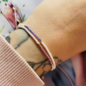 Fine macrame bracelet with beads in lilac rose and gold bracelet minimalist