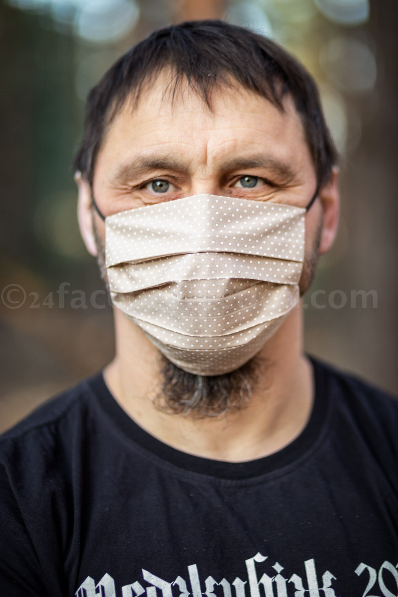 Decorative face mask with peas print washable reusable face Etsy