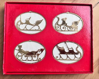 Adornos navideños, recuerdos dorados vintage del Museo Metropolitano de Nueva York