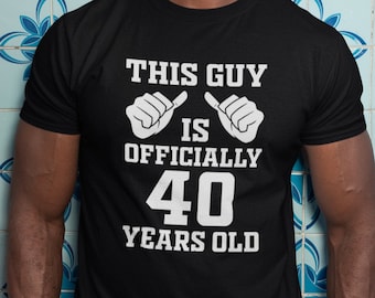 Camiseta Este cara tem oficialmente 40 anos de idade e presente de aniversário de 40 anos