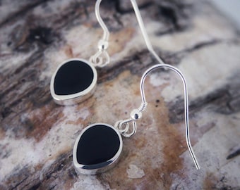 Whity jet earrings handmade silver drop earrings set with whitby jet