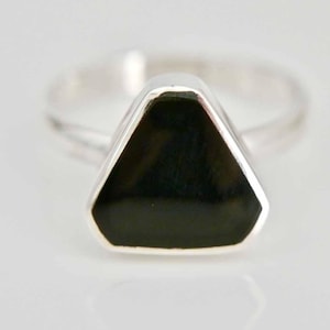 Whitby jet ring - handmade - sterling silver - gemstone ring