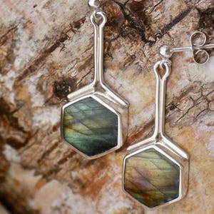 Labradorite silver stem drop earrings