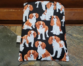 CAVALIER King Charles Spaniel  Puppy Padded Book Kindle E-Reader Sleeve Dogs  Book Lover