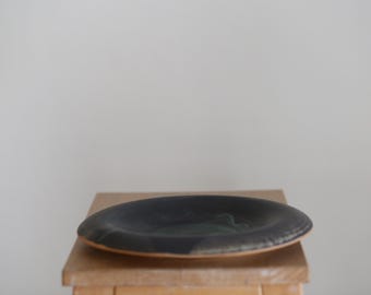 Handmade Stoneware Plate – Dark Glaze Artisan Pottery, Modern Rustic Serving Dish