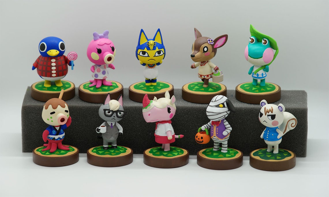 Roald Animal Crossing New Horizon Amiibo Figurine. | Etsy