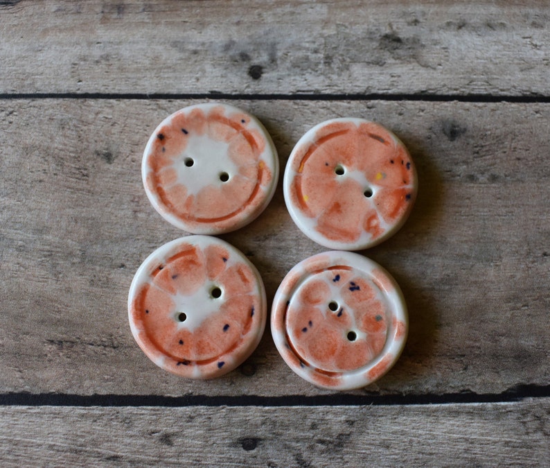 set of 4 Ceramic buttons