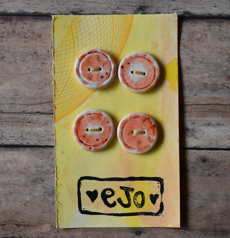 set of 4 Ceramic buttons