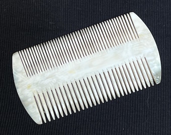 Large Buffalo Horn Comb: Anti-Static Curly Hair, Handcrafted
