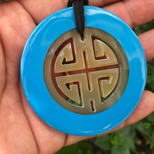 Buffalo Horn and Lacquer Pendant, Buffalo Horn and Lacquer Jewelry, Horn Lacquer Necklace, Handmade Oval Pendants, Handcrafted Horn Pendants