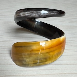 Spiral Buffalo Horn Bangle Bracelet: Handmade Ethnic Jewelry