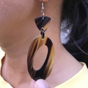 Büffelhorn Ohrringe, Handarbeit Büffel Horn Ohrringe, Boho Ohrringe, Geometrische Ohrringe, Tropfen Ohrringe Büffel Horn Schmuck
