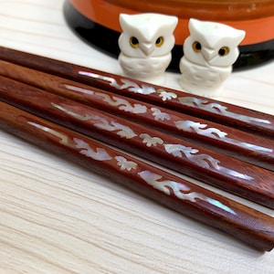 Combo 2 Chopsticks Set with Rests: 2 Pairs of Rosewood Chopsticks and 2 Chopstick Rests Handmade from Buffalo bone