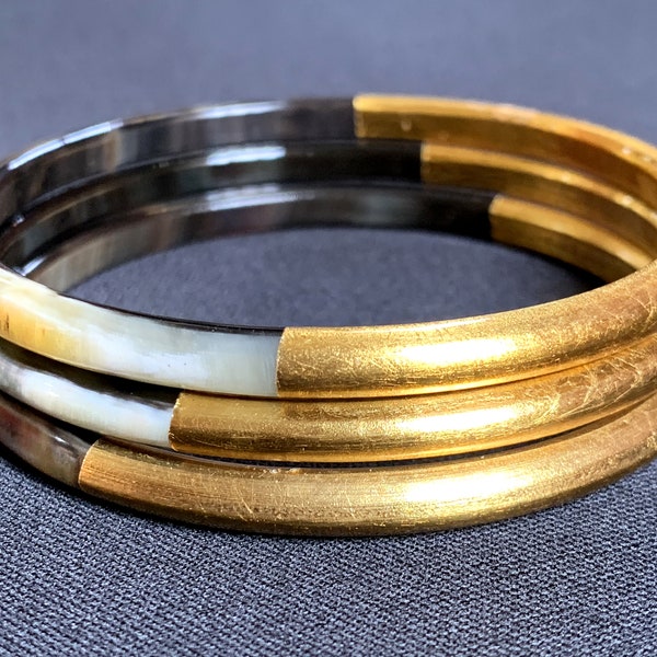 Exquis 3 bracelets en corne naturelle bord arrondi, Bracelet empilable, bijoux en corne de buffle, lot de 3 joncs en corne, bracelet jonc en corne